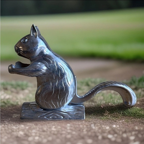 Other - Vintage Nutcracker Squirrel on Log Aluminum Metal Figure Made In Taiwan